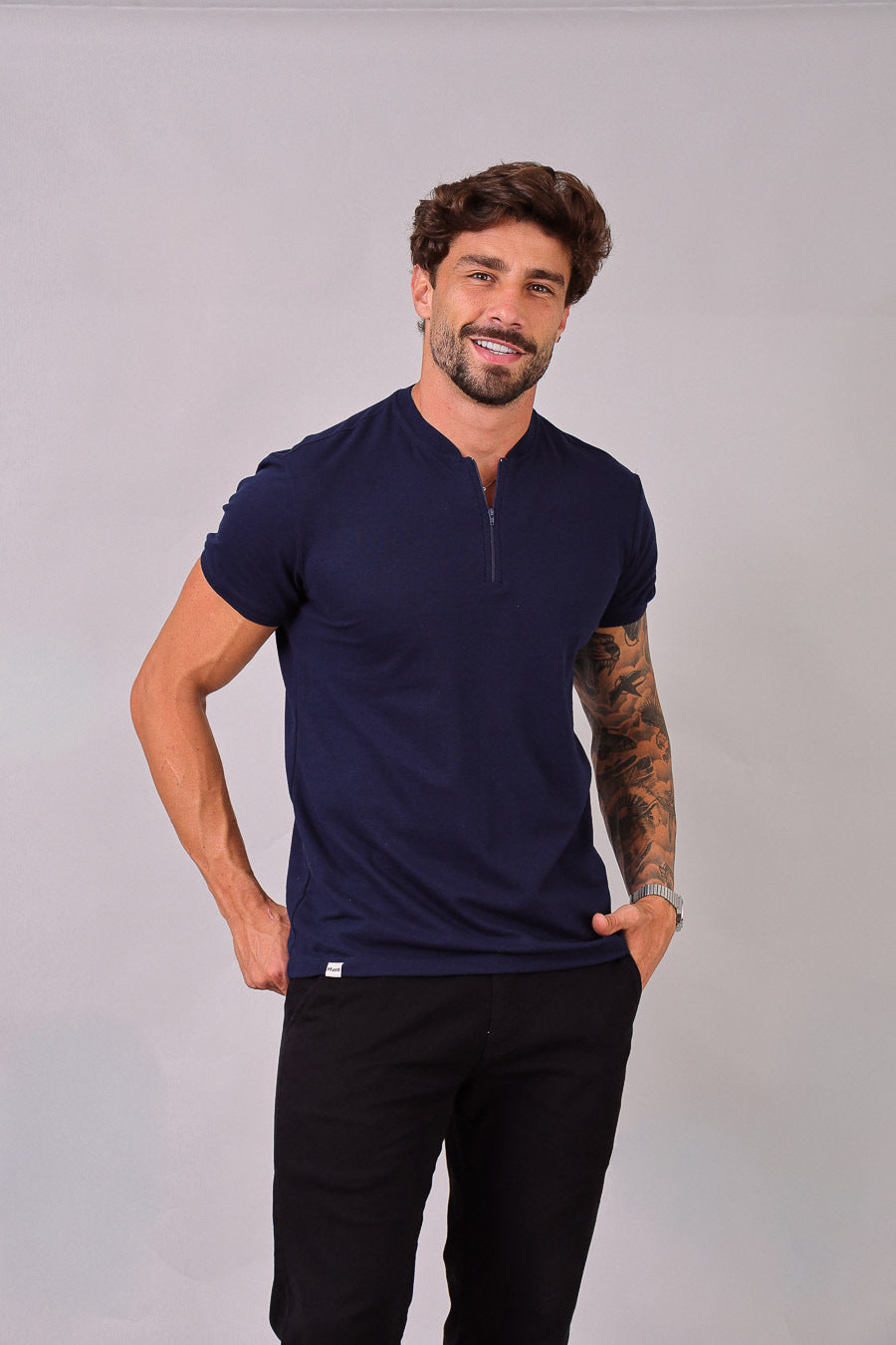 Gola padre numa polo de piquet.