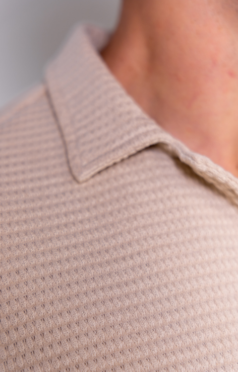 Jacquard com relevo de waffle.